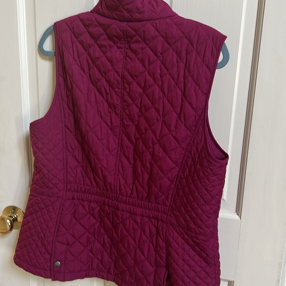 Talbots quilted Vest Fleece lined size Large - Rarely worn. Great condition - Picture 6 of 6